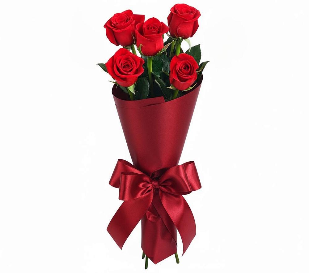 Букет 5 Красных роз Эдлесс Лав в Радуге