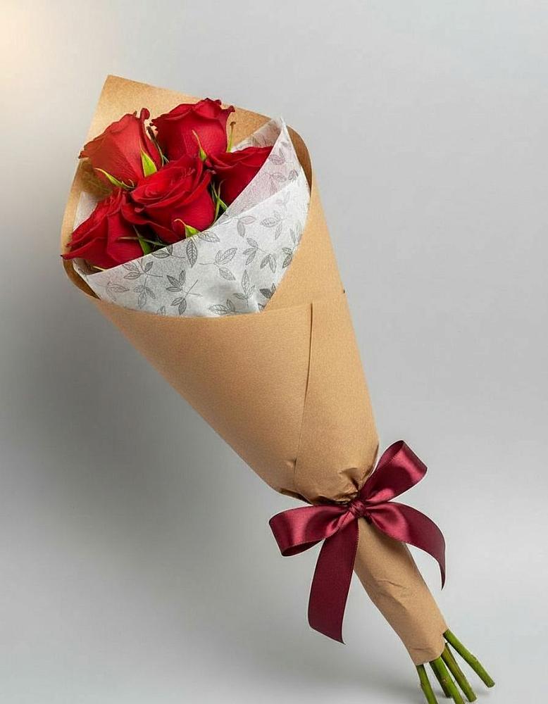 Букет цветов из: Розы в Радуге