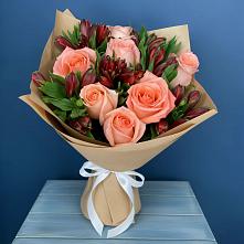 Букет цветов из:  Розы и Альстромерии в Радуге