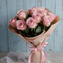 Букет цветов из:  Розы в Радуге