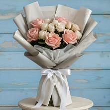 Букет цветов из:  Розы в Радуге