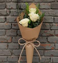 Букет цветов из:  Розы в Радуге