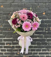 Букет цветов из:  Герберы и Хризантемы в Радуге