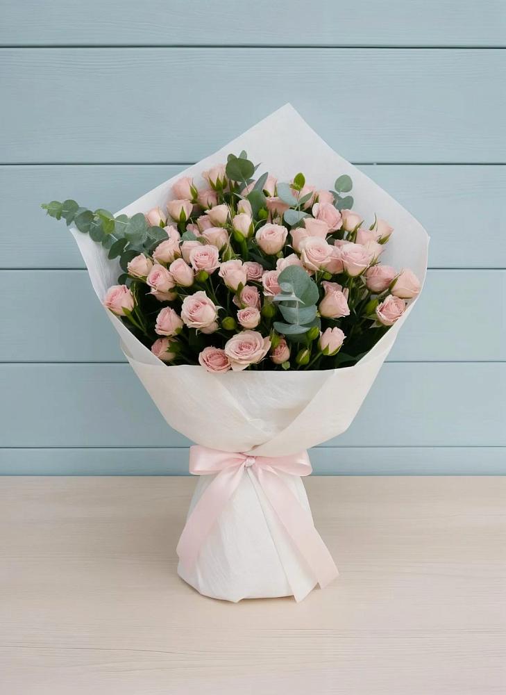 Букет цветов из: Розы в Радуге