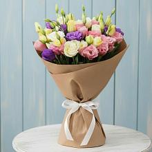 Букет цветов из:  Лизиантусы в Радуге
